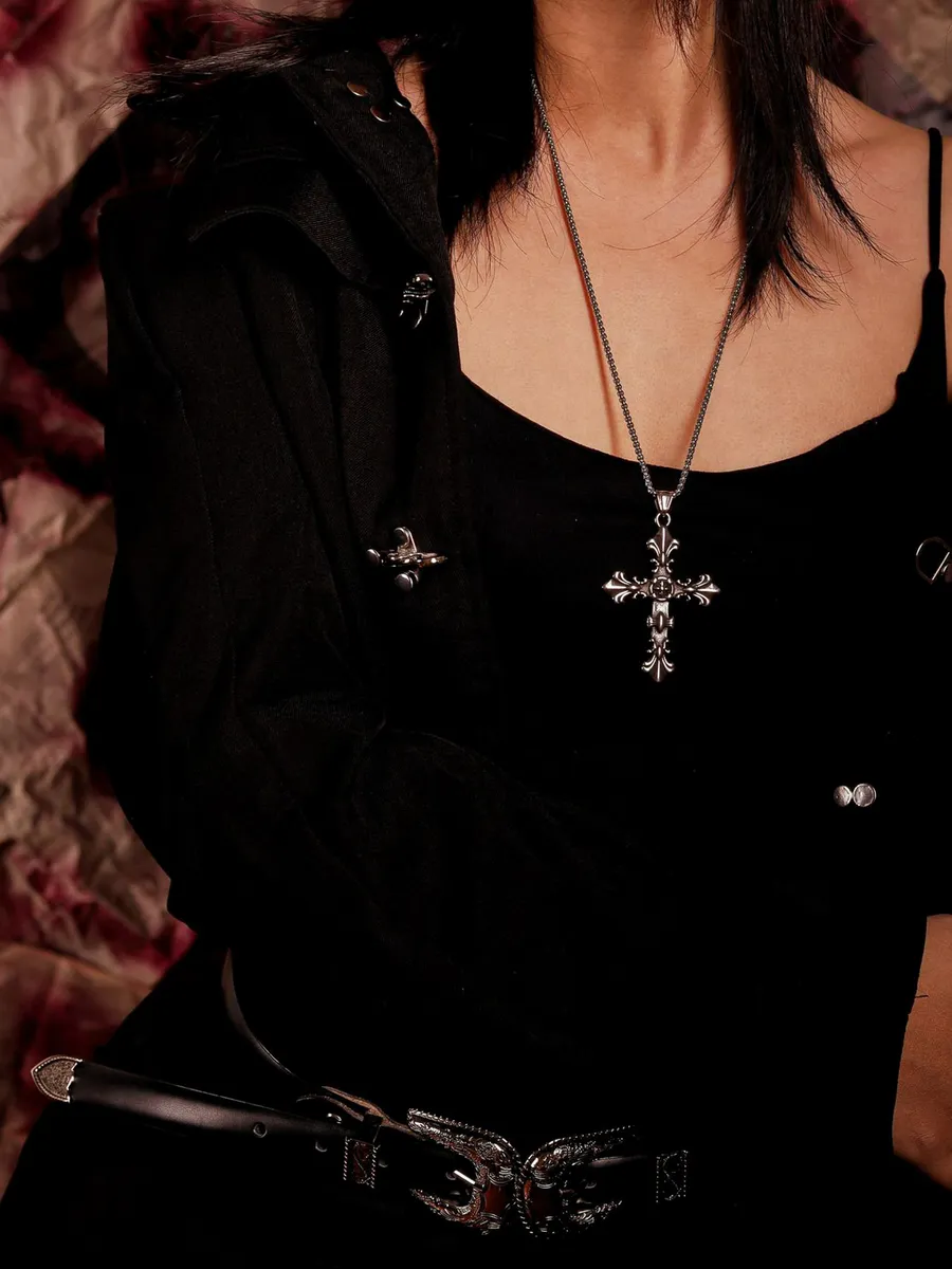 Gothic Fleur-de-Lis Cross Pendant - photo 3