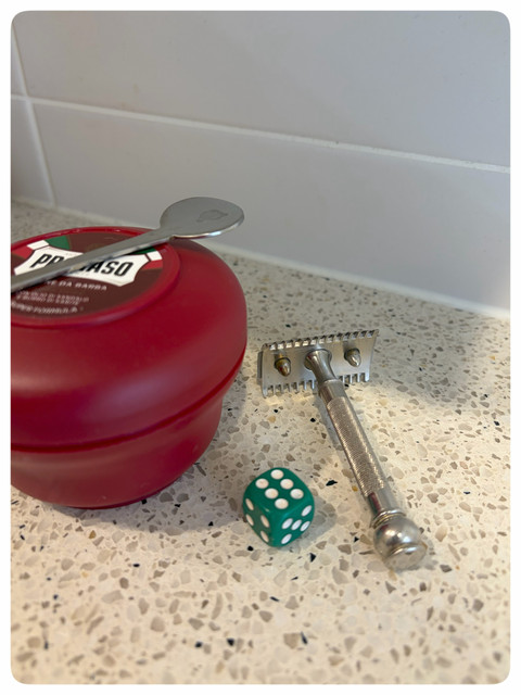 a simple sat shave w old type.jpg