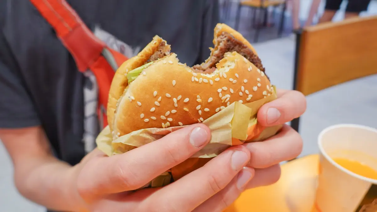 Why This Fast Food Burger Chain Nearly Beat In-N-Out When Ranked Second-Best