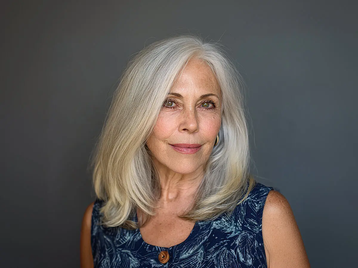 Blending Blonde and Gray Hair with Style