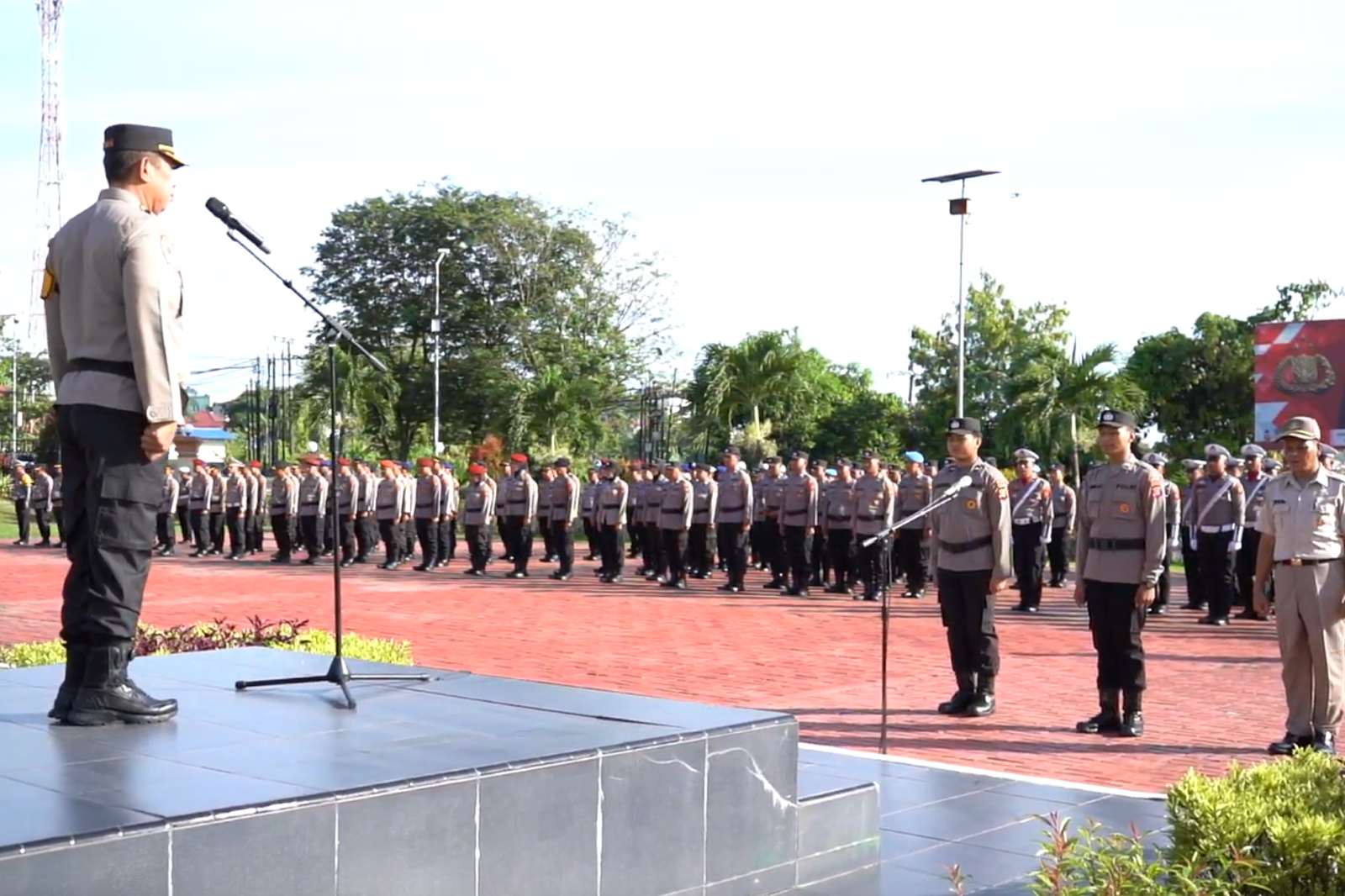 Gambar 2