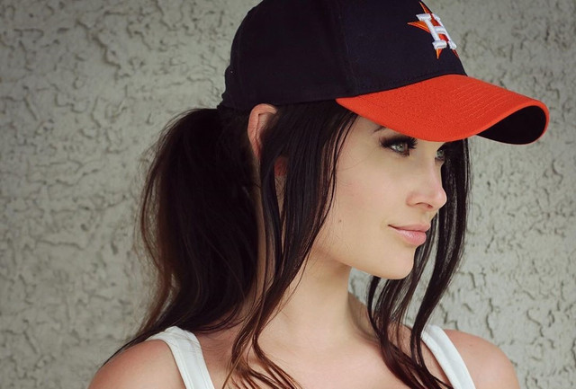 Niece-Waidhofer-3.jpg