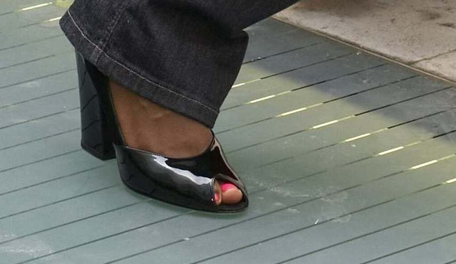 Kelly-Rowland-Feet-362362