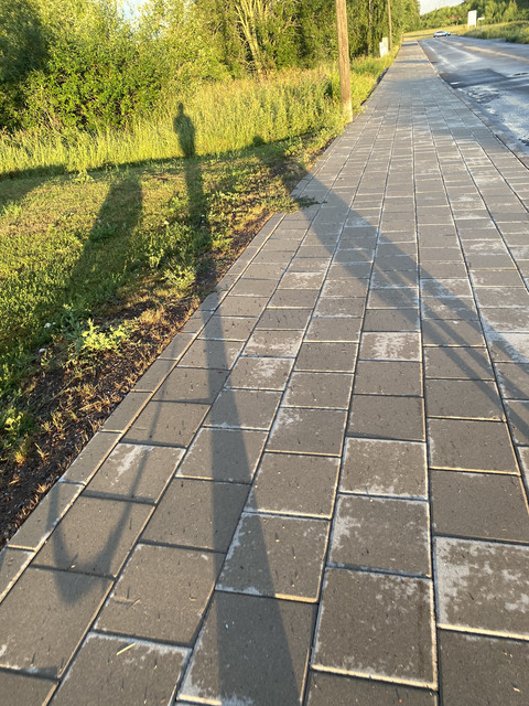 E7041386-45-C7-4382-B30-A-E5-E59-D5-D917