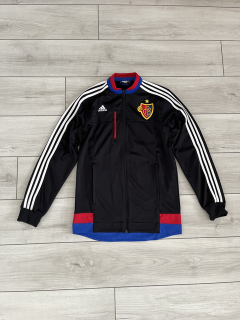basel-jacket-black-zip.jpg