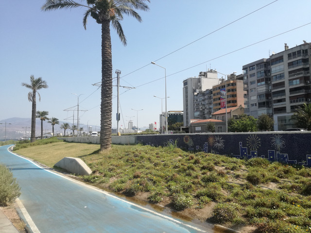 izmir7.jpg