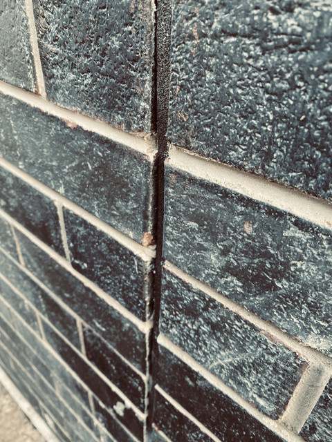 Brick2