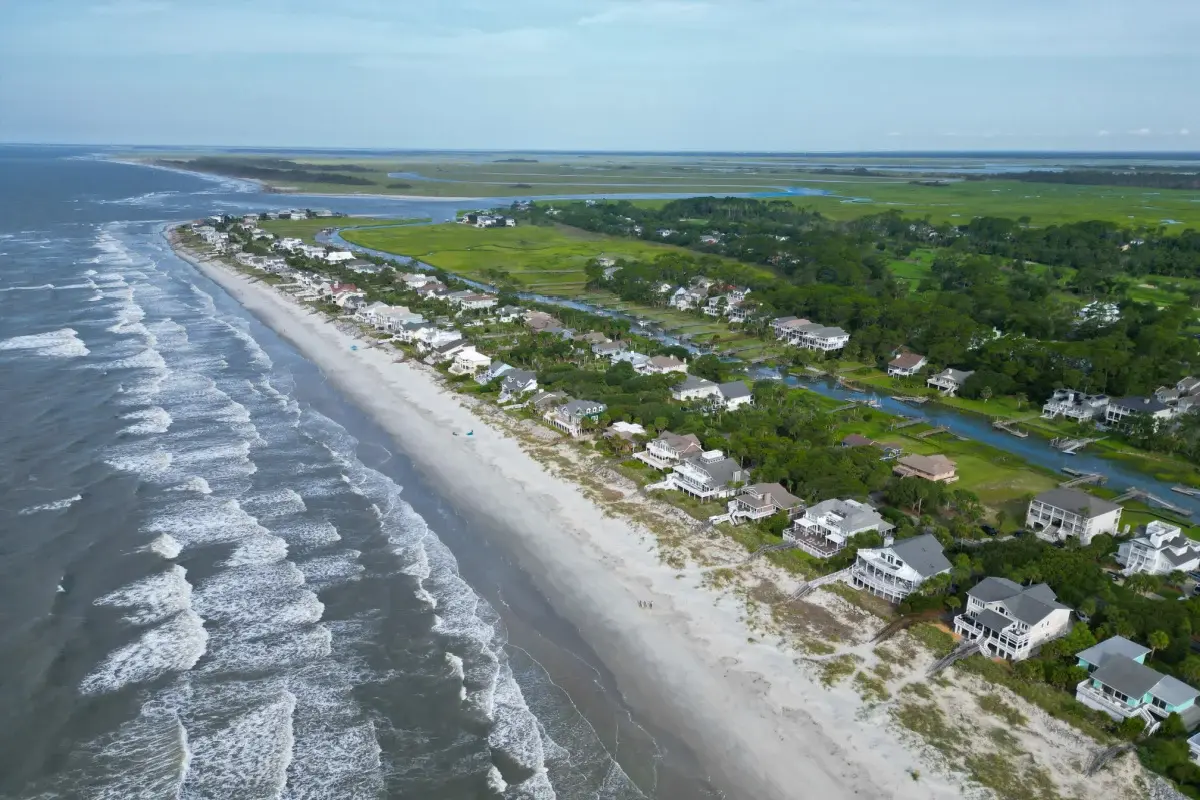 Coasta de Est: O Evadare de Vară Perfectă, Dincolo de Florida