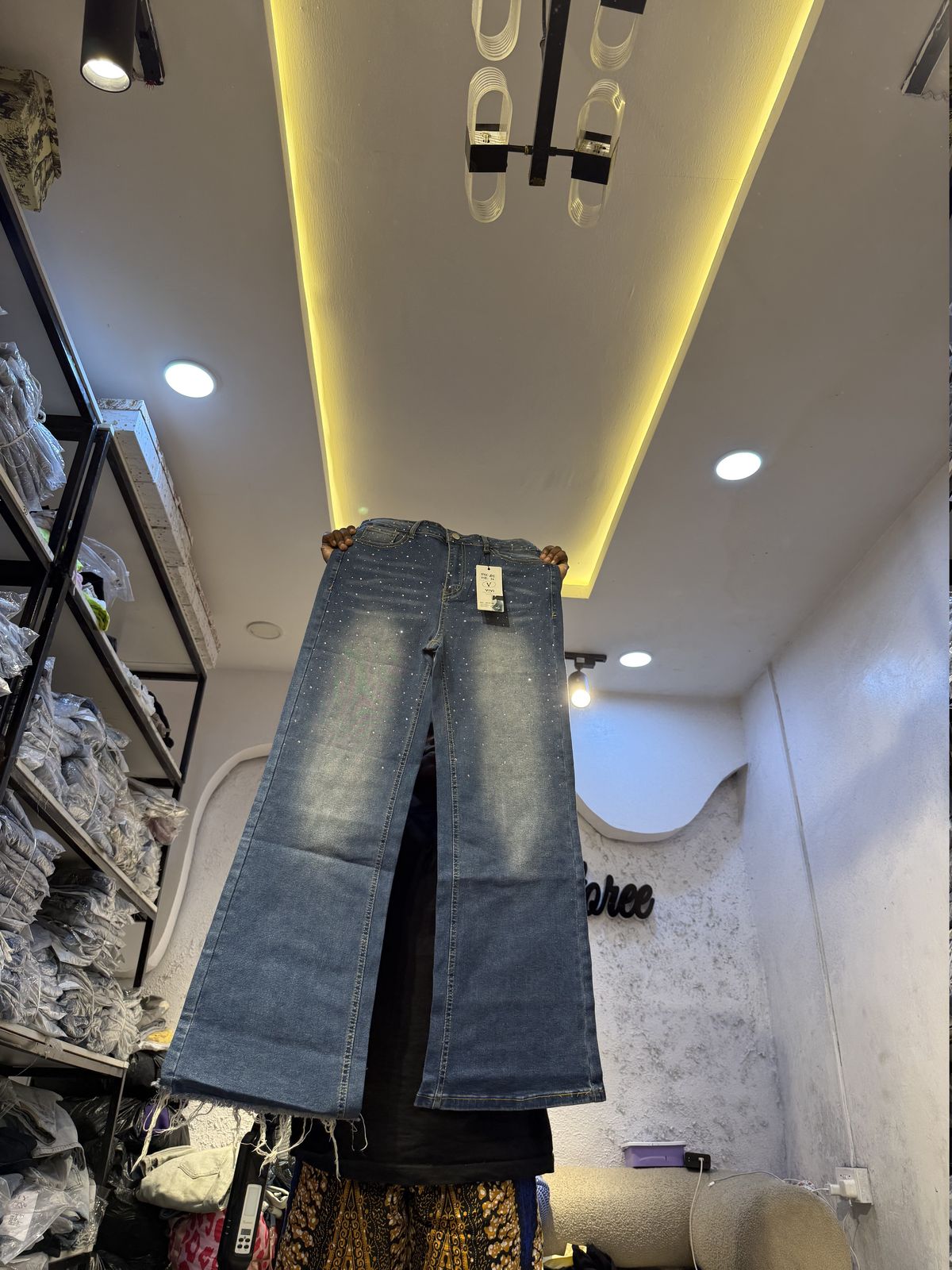 Waist 32
