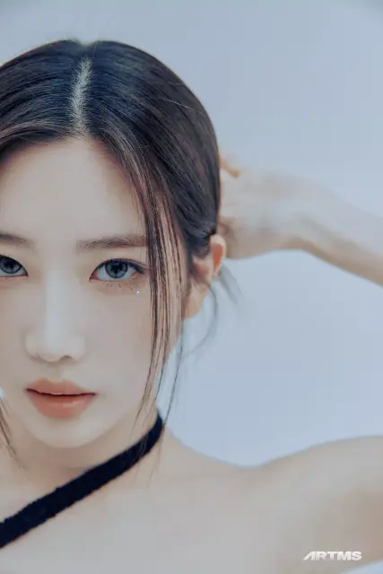 kim lip loona 1255162