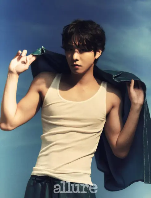 ahn hyo seop 1264819.webp