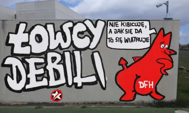 Graffiti artwork by CracoviaPany