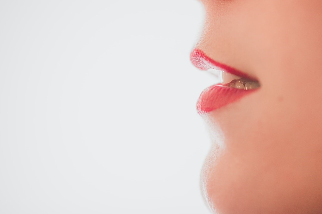 Skip-the-Lipstick