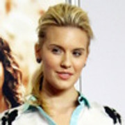 Maggie Grace 2012
