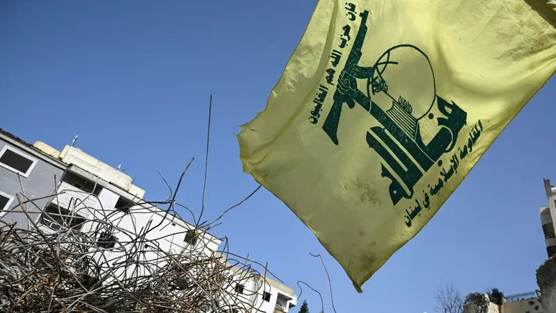 الداخلية السورية تتهم "حزب الله" اللبناني بتوفير مأوى لمجرمي نظام الأسد