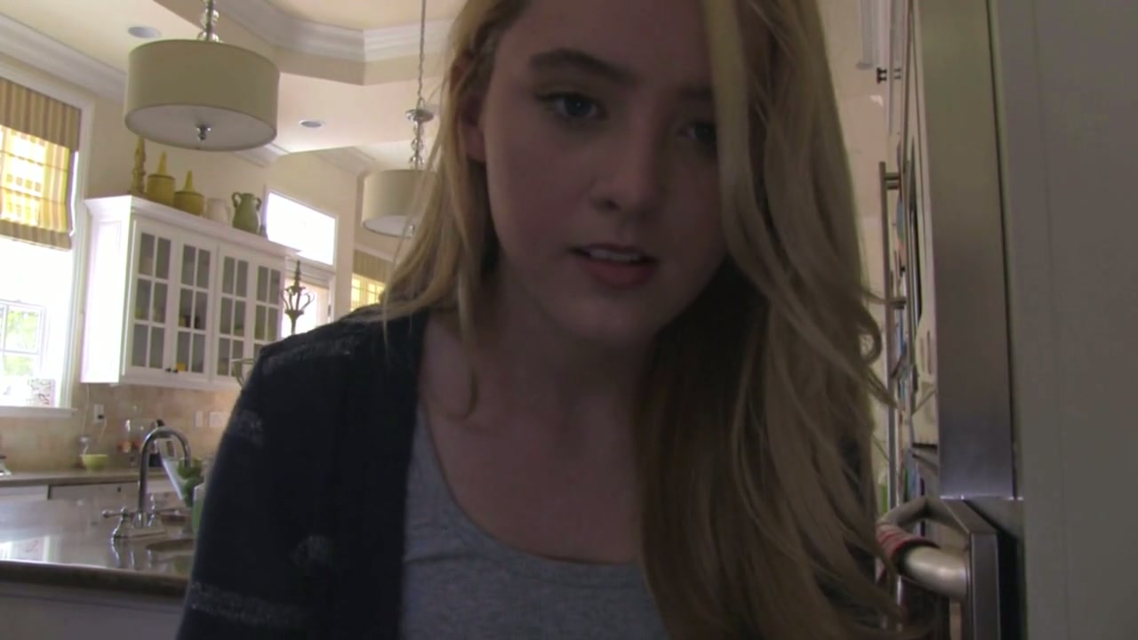 Paranormal Activity 4 Screenshot