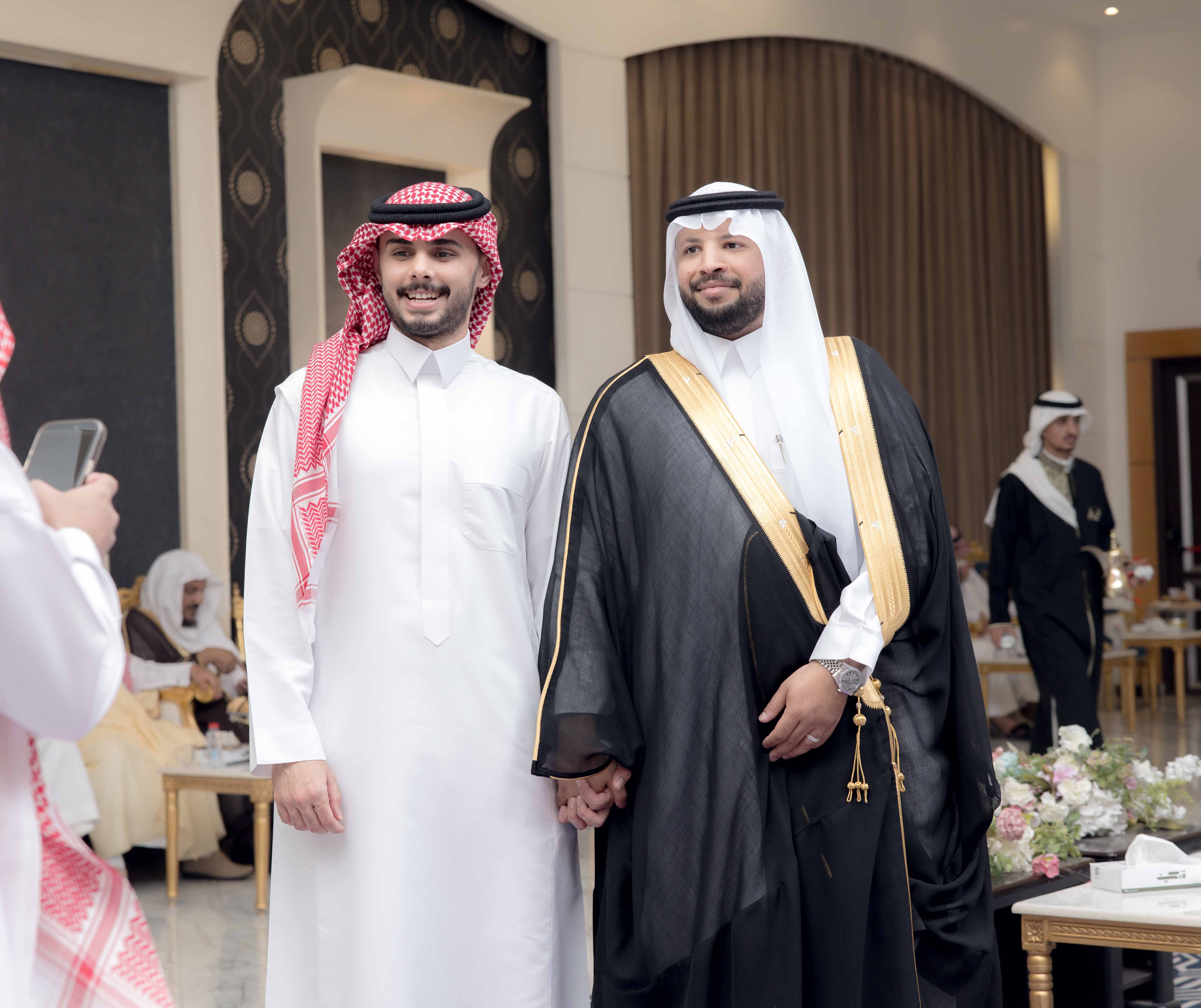 HMOO5714