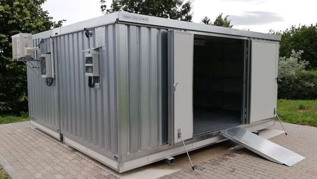 SMC szigeteletlen veszélyesanyag-tároló konténer