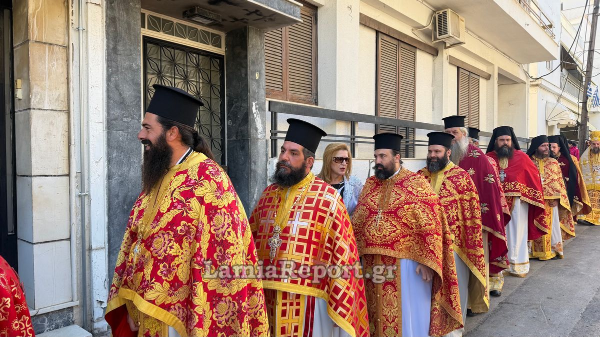 Αγ Λουκας26 094