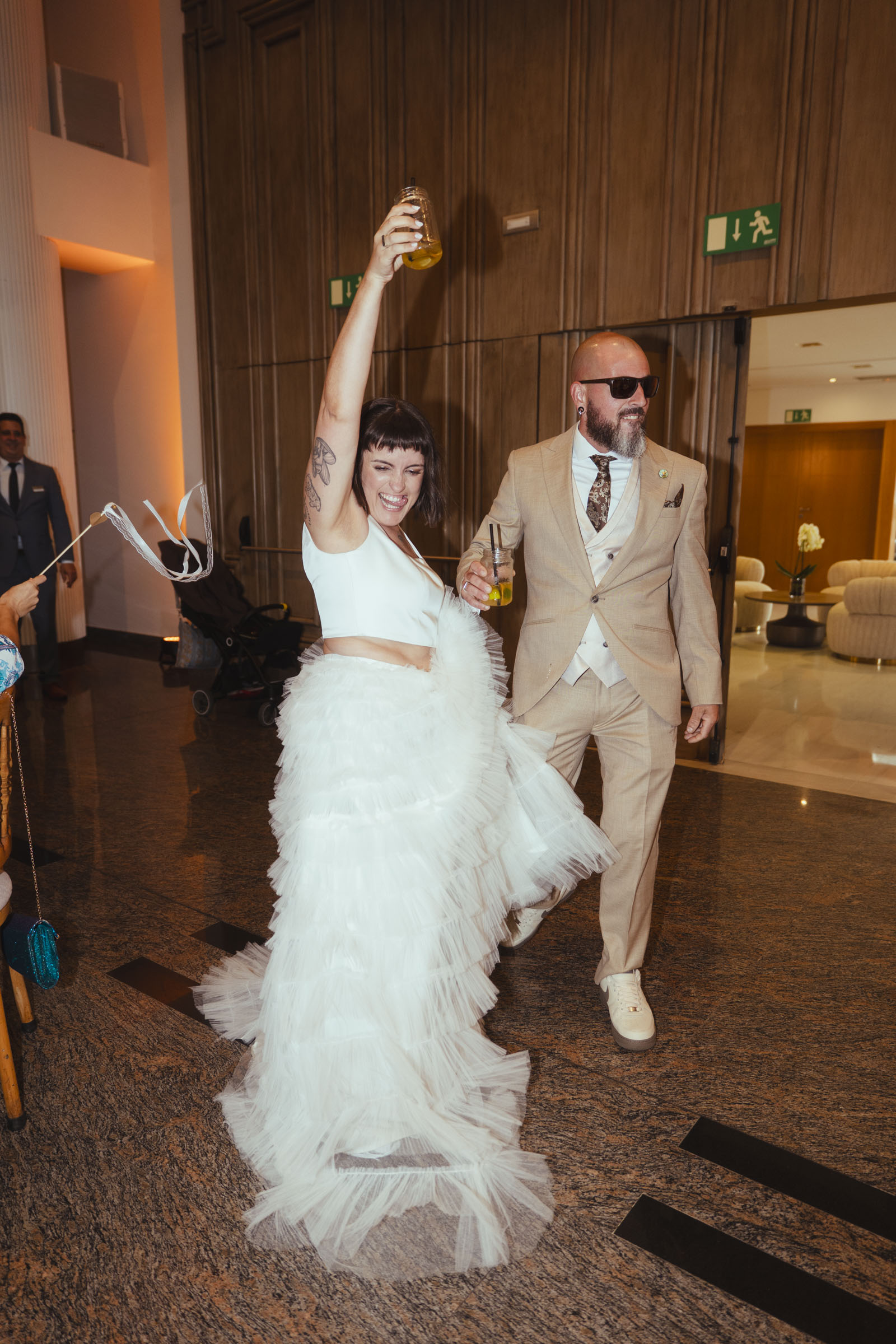Reportaje de boda con emociones reales y fotografía documental durante una boda en galicia