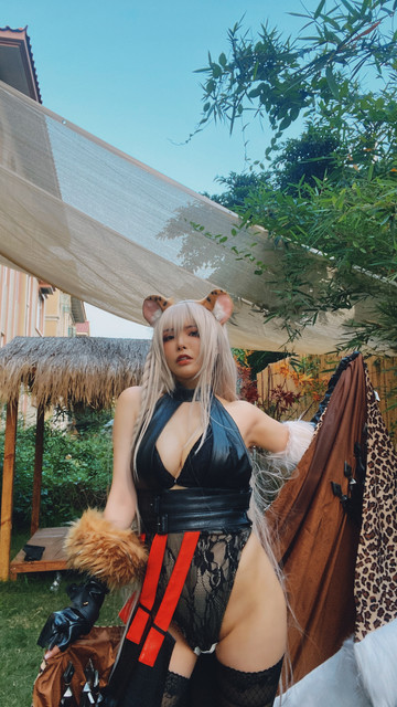 25