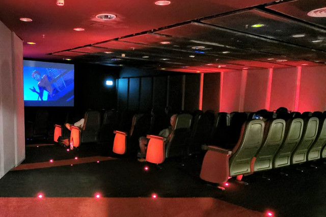 08-cinema-a.jpg