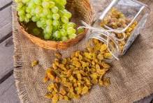 DEHYDRATED GRAPES
