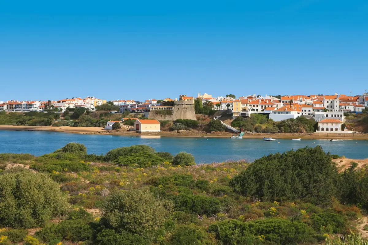 Discover Portugal's Hidden Gem: Fisherman's Trail Hike