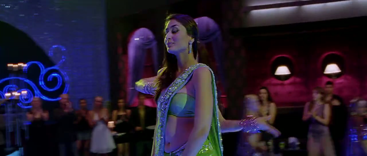 Main Aurr Mrs Khanna Screenshot