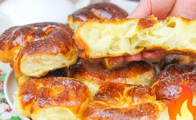 Постер Пышные сдобные булочки