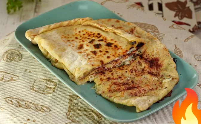 Постер Гёзлеме с творогом и брынзой