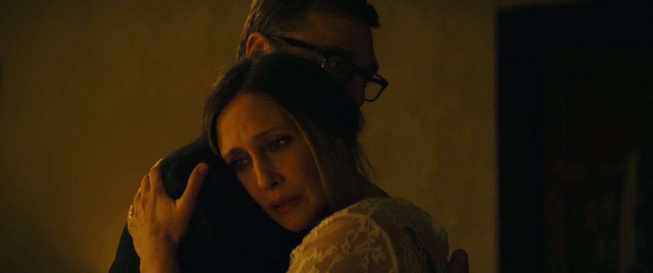 Captive State Screenshot