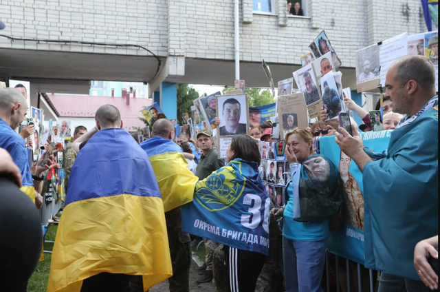 обмін полоненими 5 червня.png