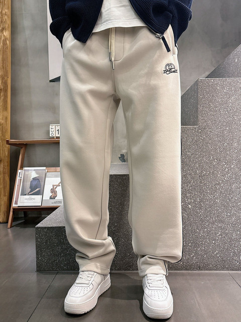766f7a84.jpg
