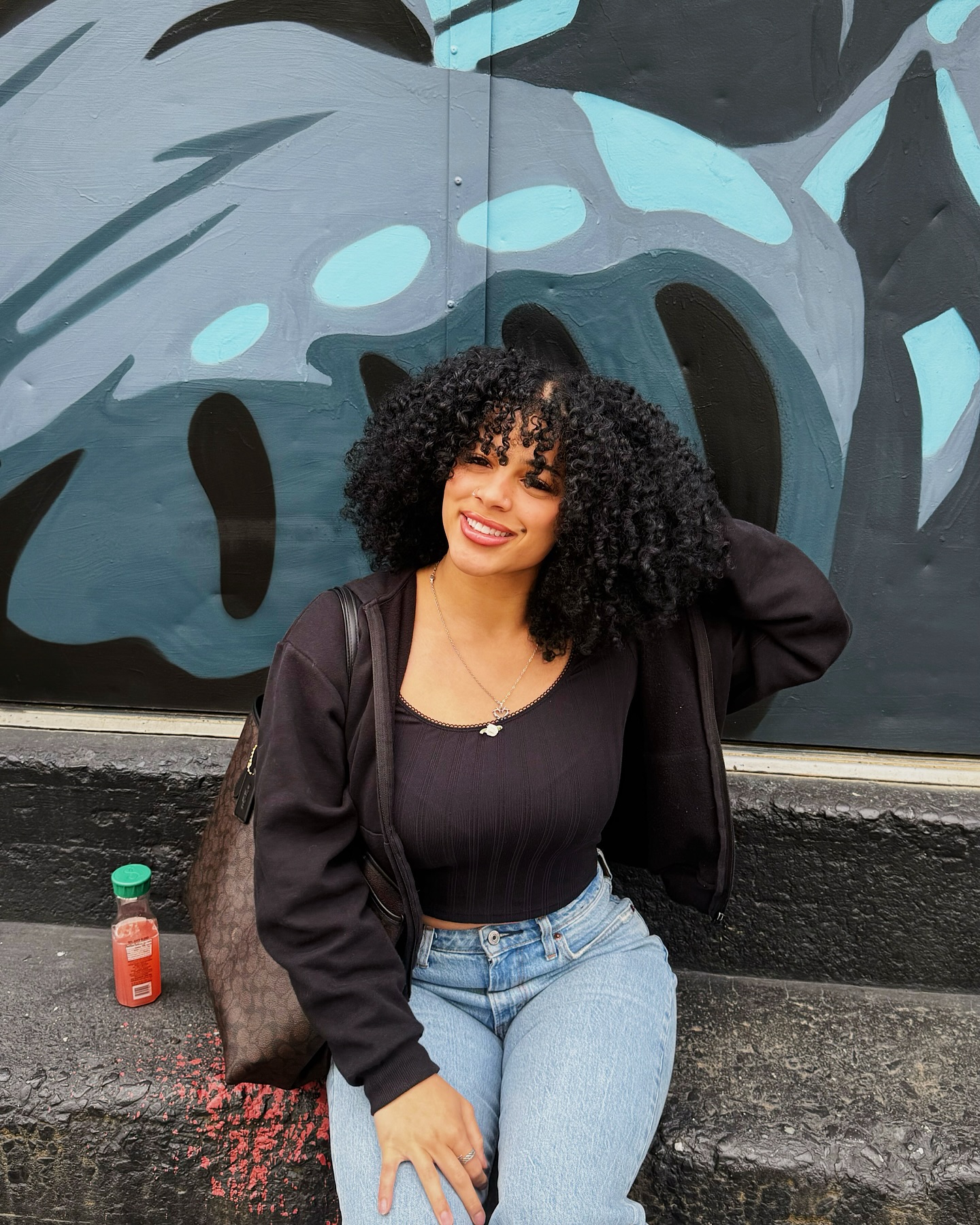 Azlia-Williams-Wallpapers-Insta-Fit-Bio-1 Azlia Williams