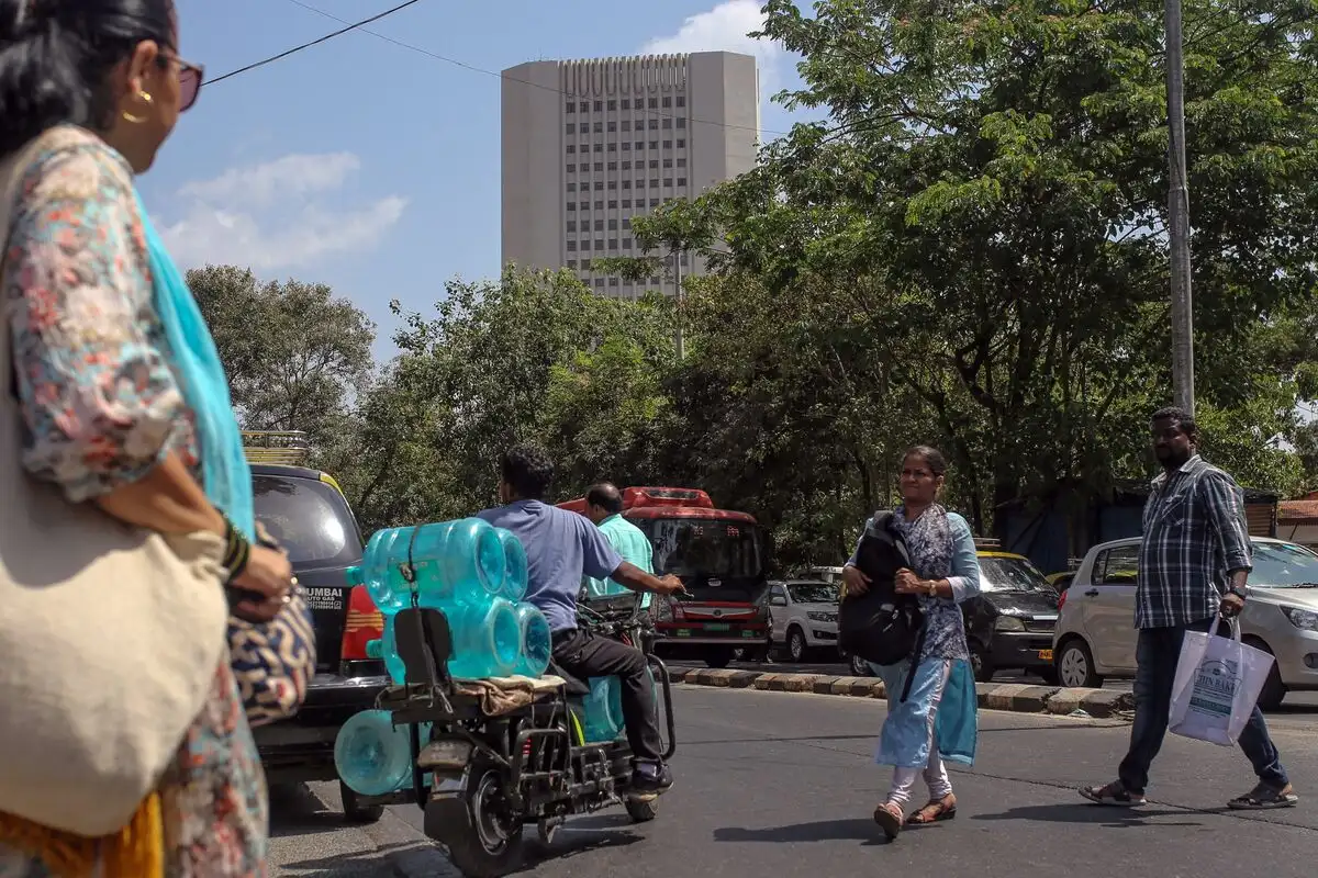 India's Rate Setters See Improved Outlook as Middle East Risks Ease