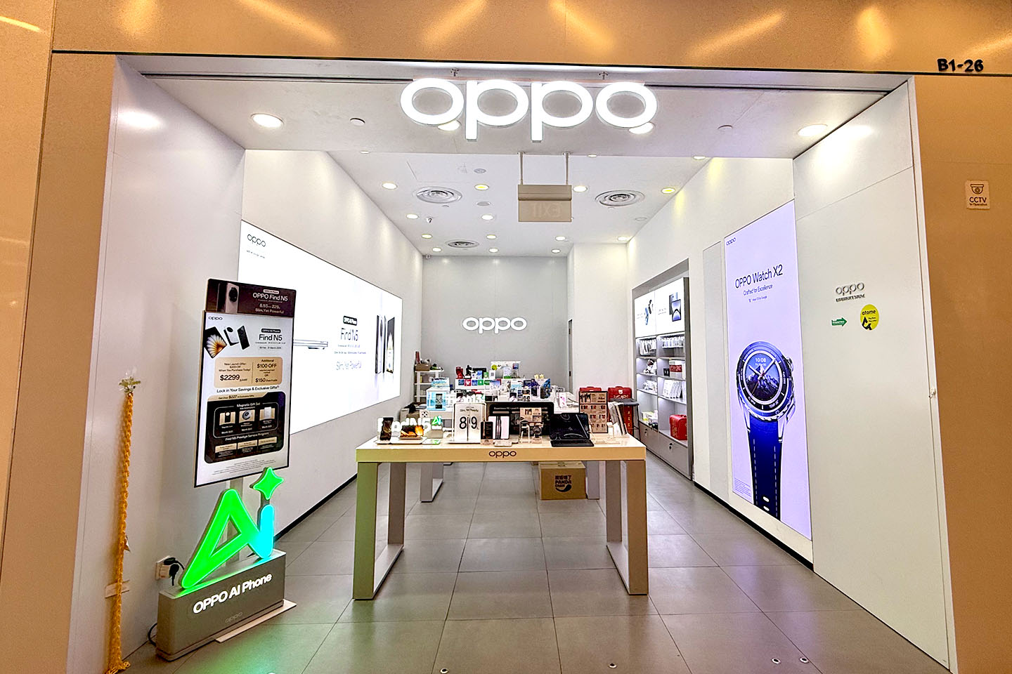OPPO Concept Store storefront at PLQ Mall