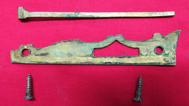 Release 2 underside view