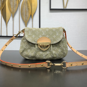 Lv M27210