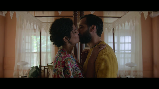 Everybody Loves Sohrab Handa Screenshot