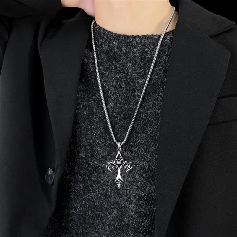 Chrome fire heart chain - photo 3