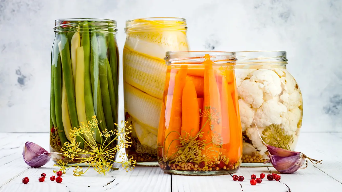 Quick Pickles Add Zest to Meals, but How Long Should They Sit?