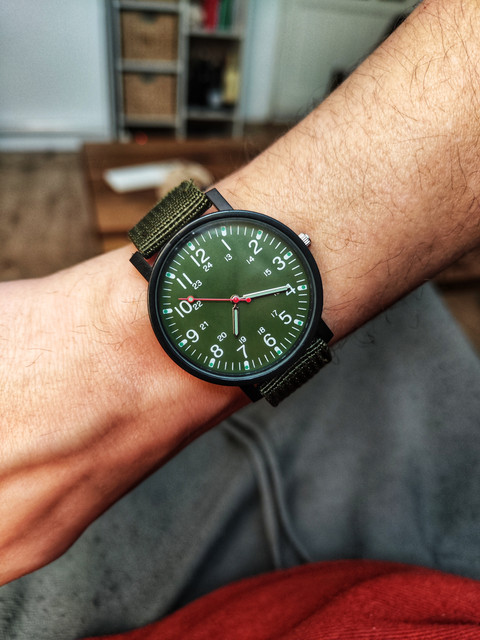 1000085926