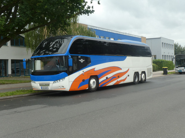 Hartmann 4247 2.jpg