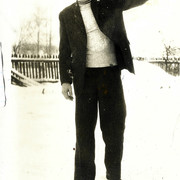4593