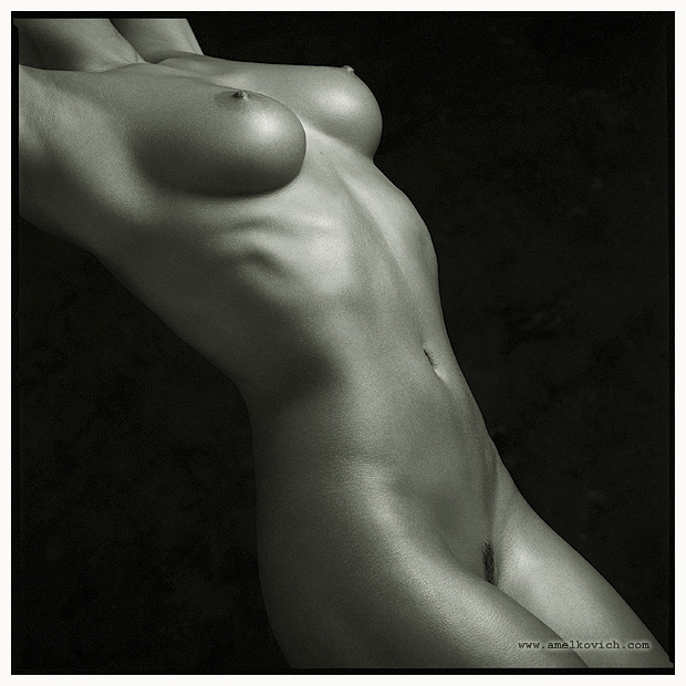 [Image: boobs-8.jpg]