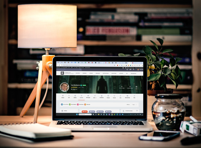 Mockup-06.jpg
