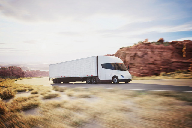 Tesla-Semi-10