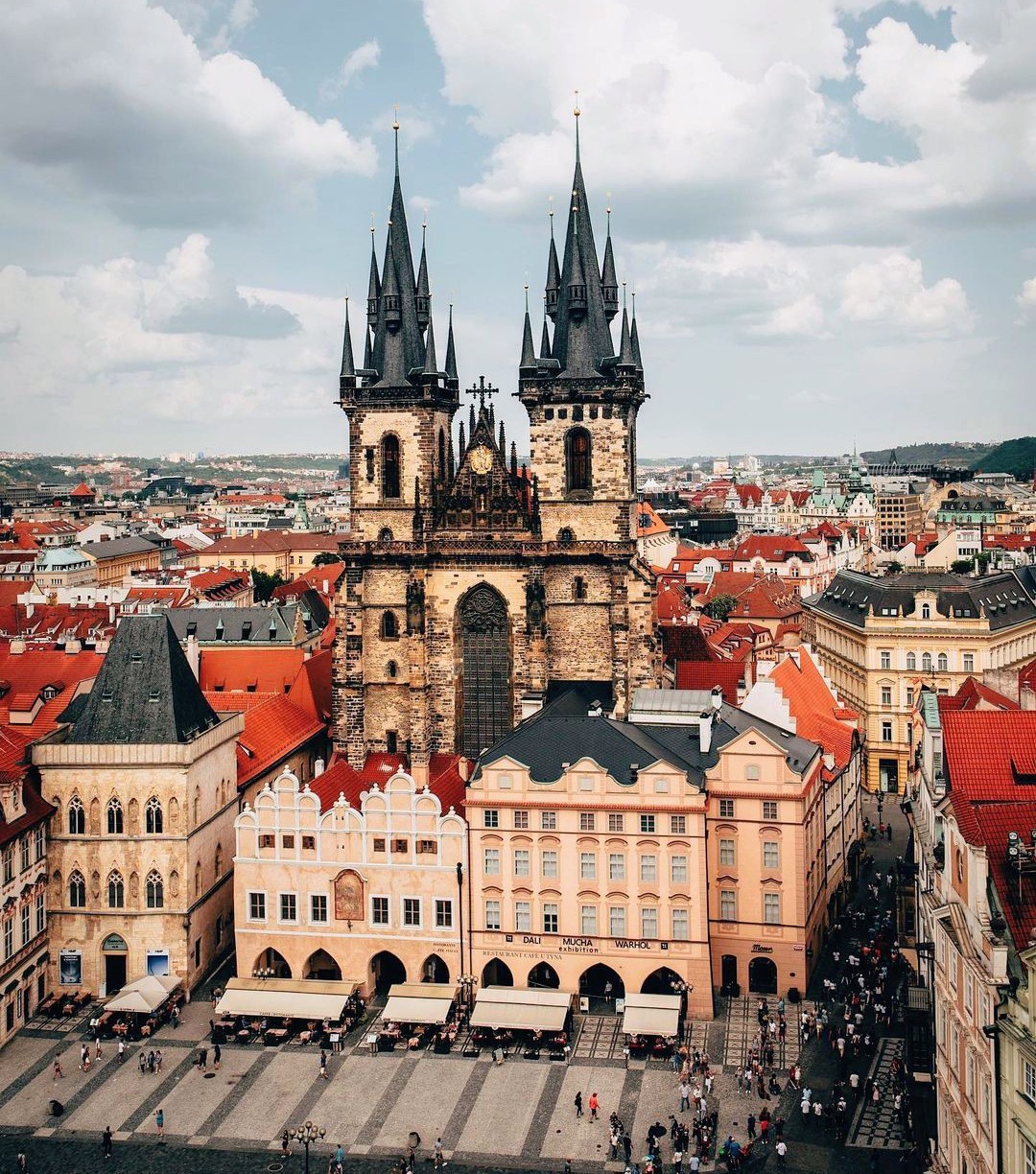 https://i.ibb.co/tFdYk1m/ny-prag1.jpg