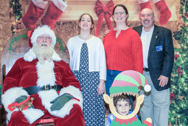 Santa2024-287.jpg
